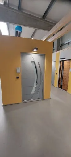 À venir nouvelle gamme de porte d'entrée en aluminium, Décines-Charpieu, CONFORT ISO SERVICES