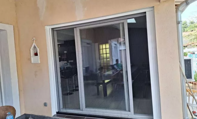 Fourniture et pose de moustiquaires à Lyon, Décines-Charpieu, CONFORT ISO SERVICES