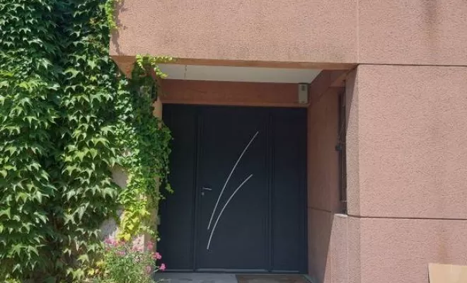 Fourniture et pose de porte d'entrée en aluminium, Décines-Charpieu, CONFORT ISO SERVICES