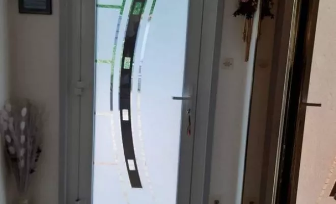 Fourniture et pose de porte d'entrée en aluminium, Décines-Charpieu, CONFORT ISO SERVICES