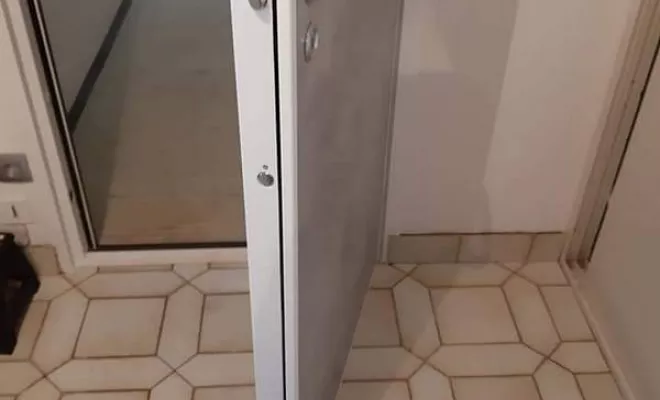 Fourniture et pose de porte palière blindée, Décines-Charpieu, CONFORT ISO SERVICES